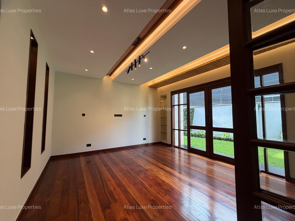 4 Bed House with En Suite in Runda - 9