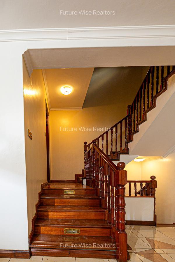 5 Bed Villa with En Suite in Karen - 15