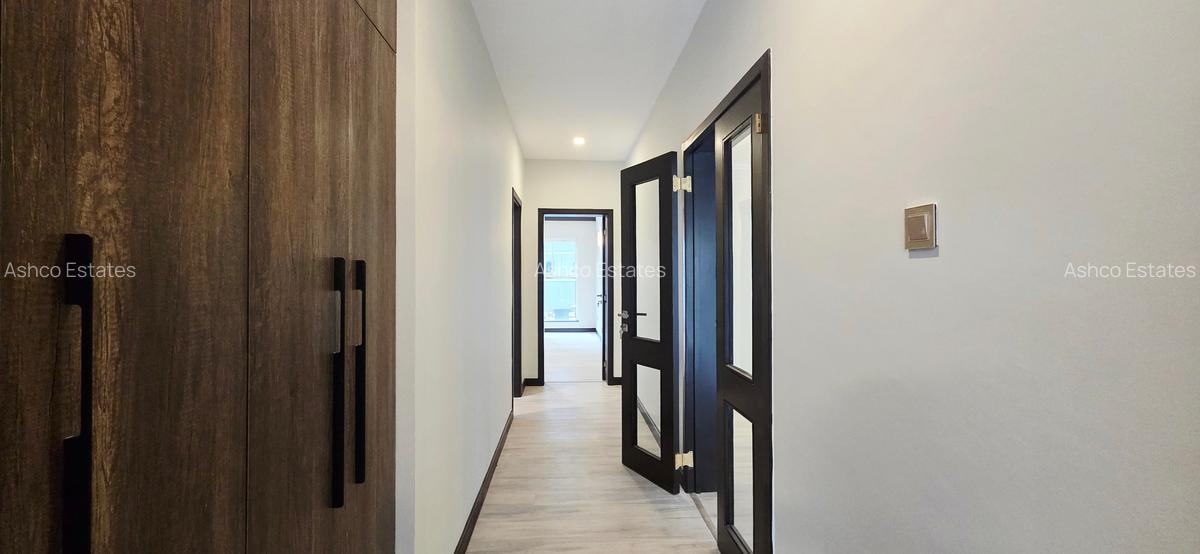 3 Bed Apartment with En Suite at Riverside Drive - 10