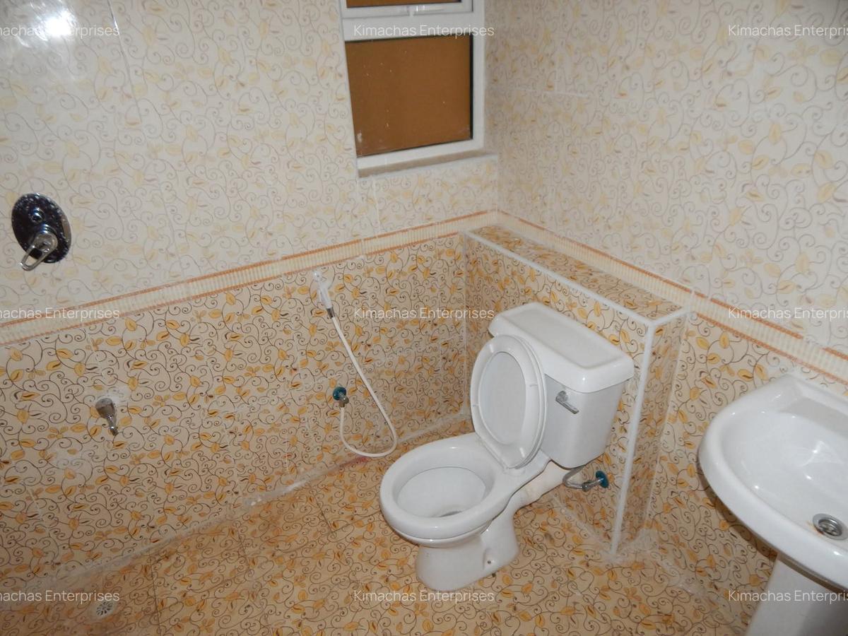 3 Bed Apartment with En Suite at Greenwood Dr - 10
