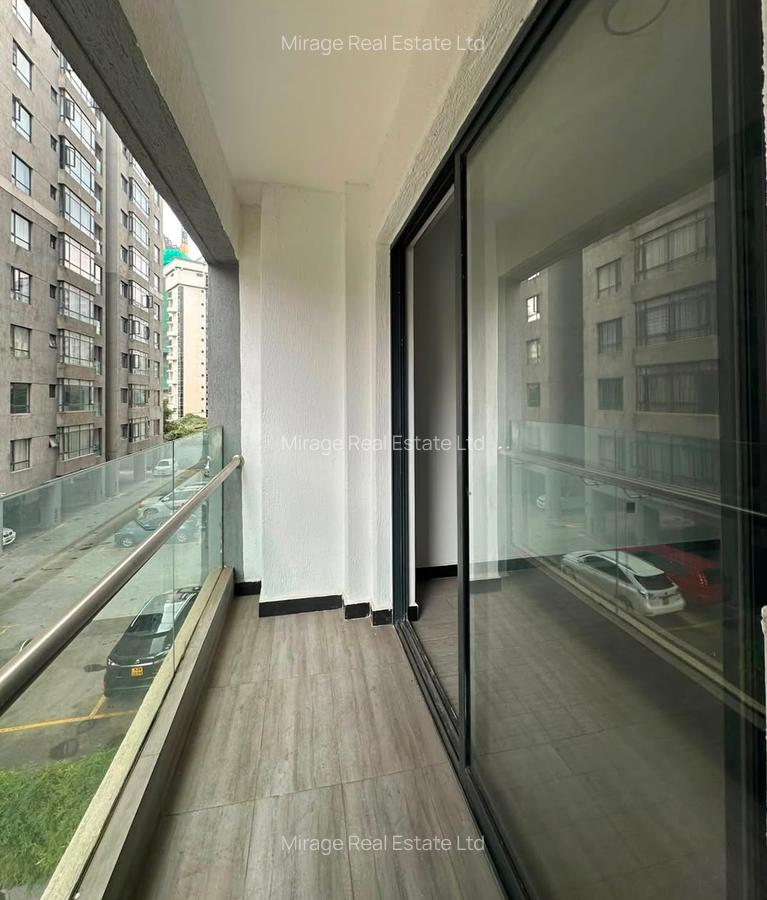 1 Bed Apartment with Swimming Pool in Kilimani - 12