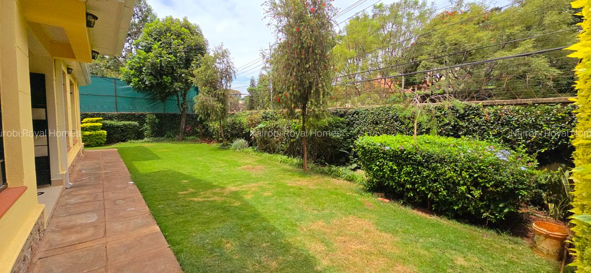 4 Bed Townhouse with En Suite at Convent Drive - 3