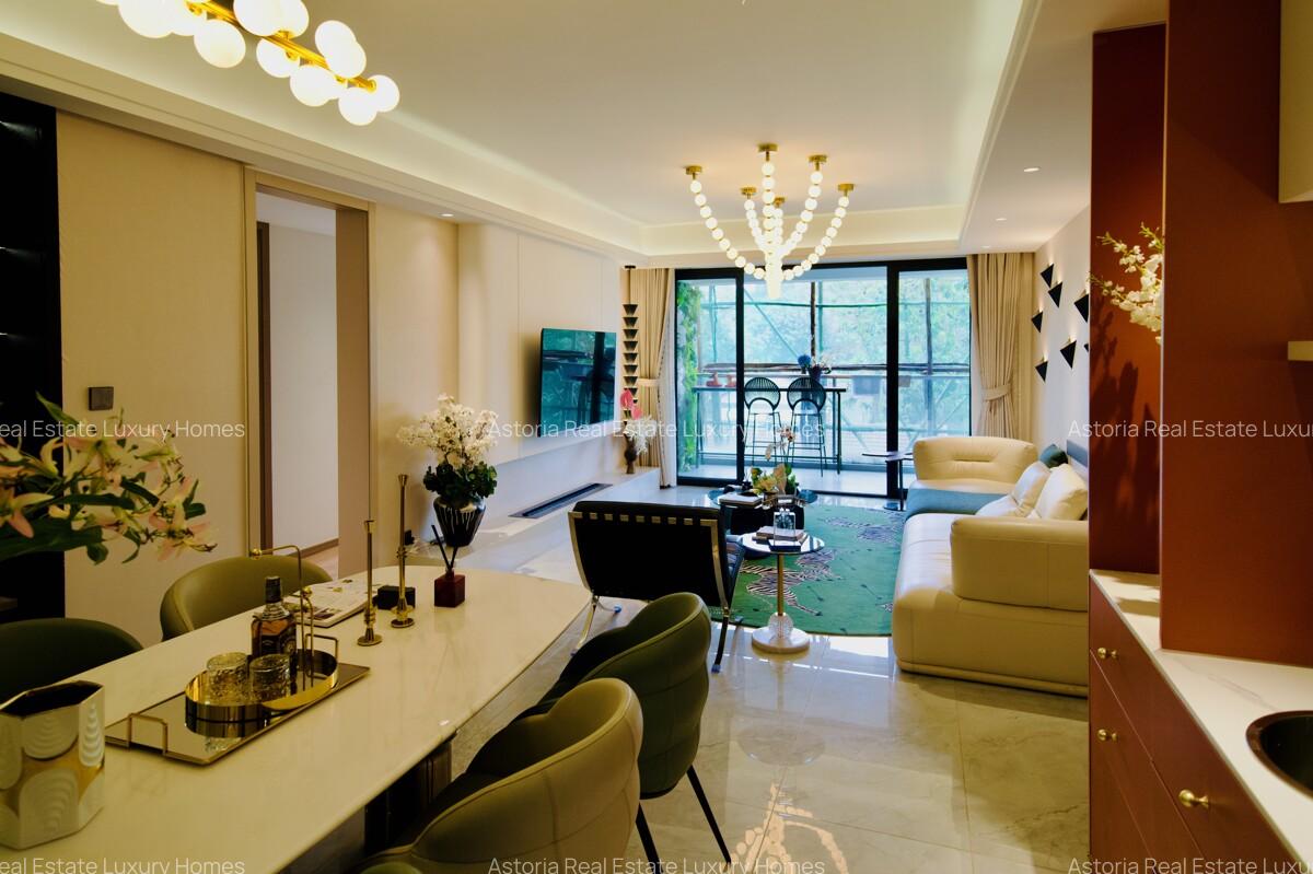 3 Bed Apartment with En Suite at 2026-410 - 7