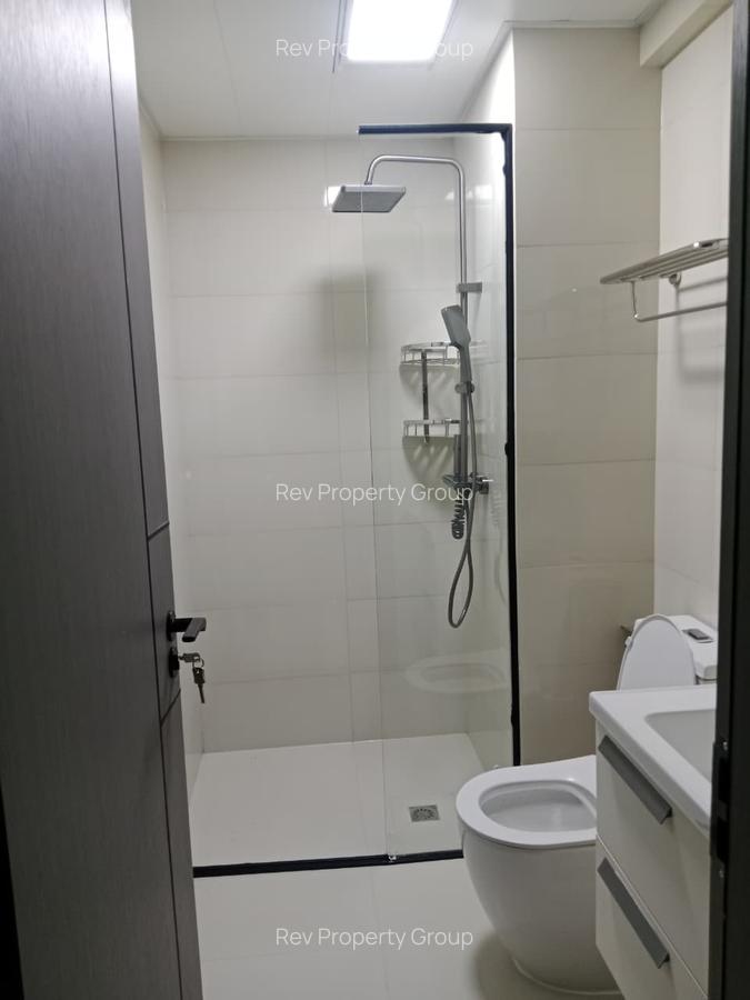 Serviced 1 Bed Apartment with En Suite in Westlands Area - 6