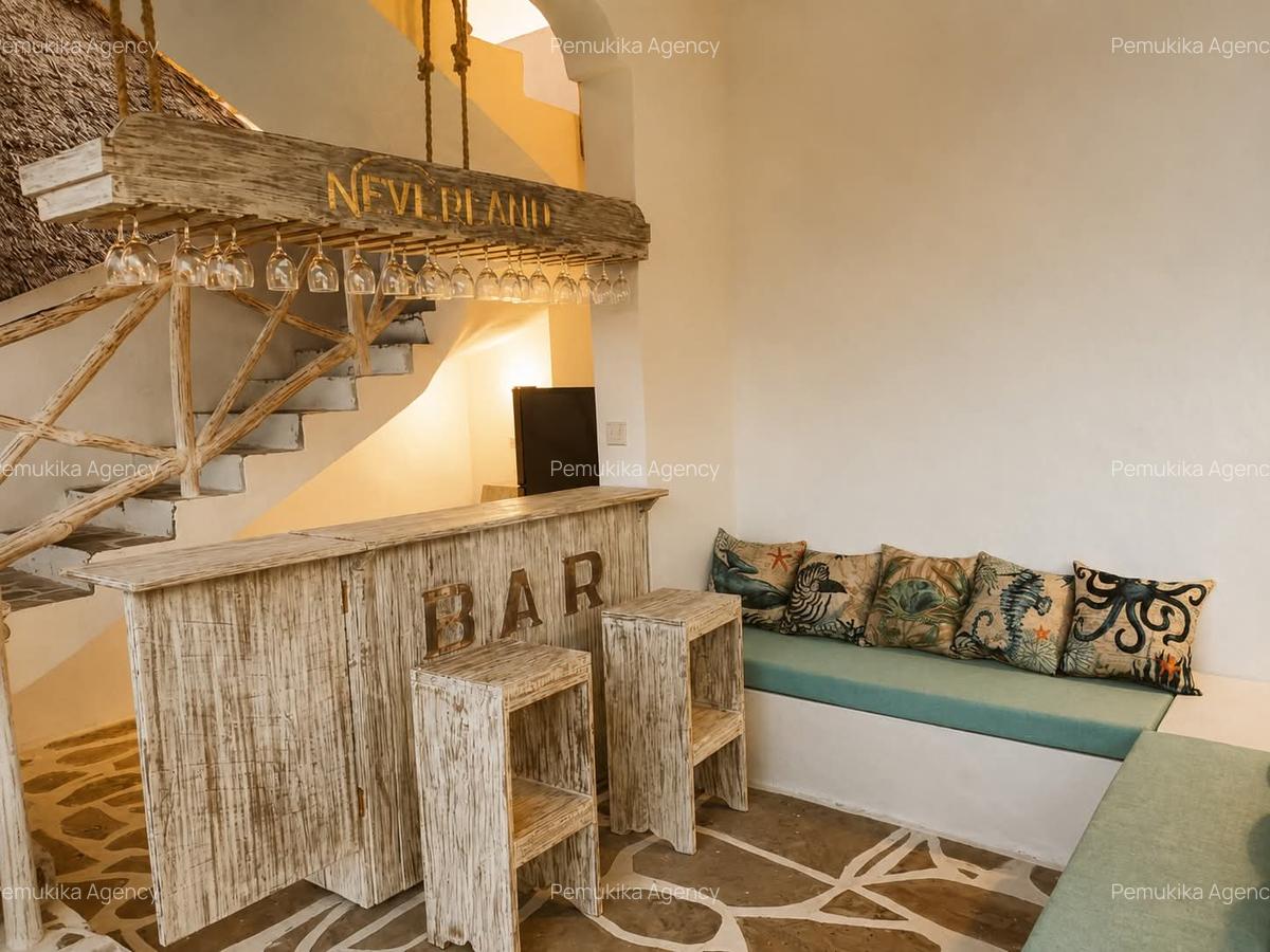 4 Bed House with En Suite in Watamu - 4