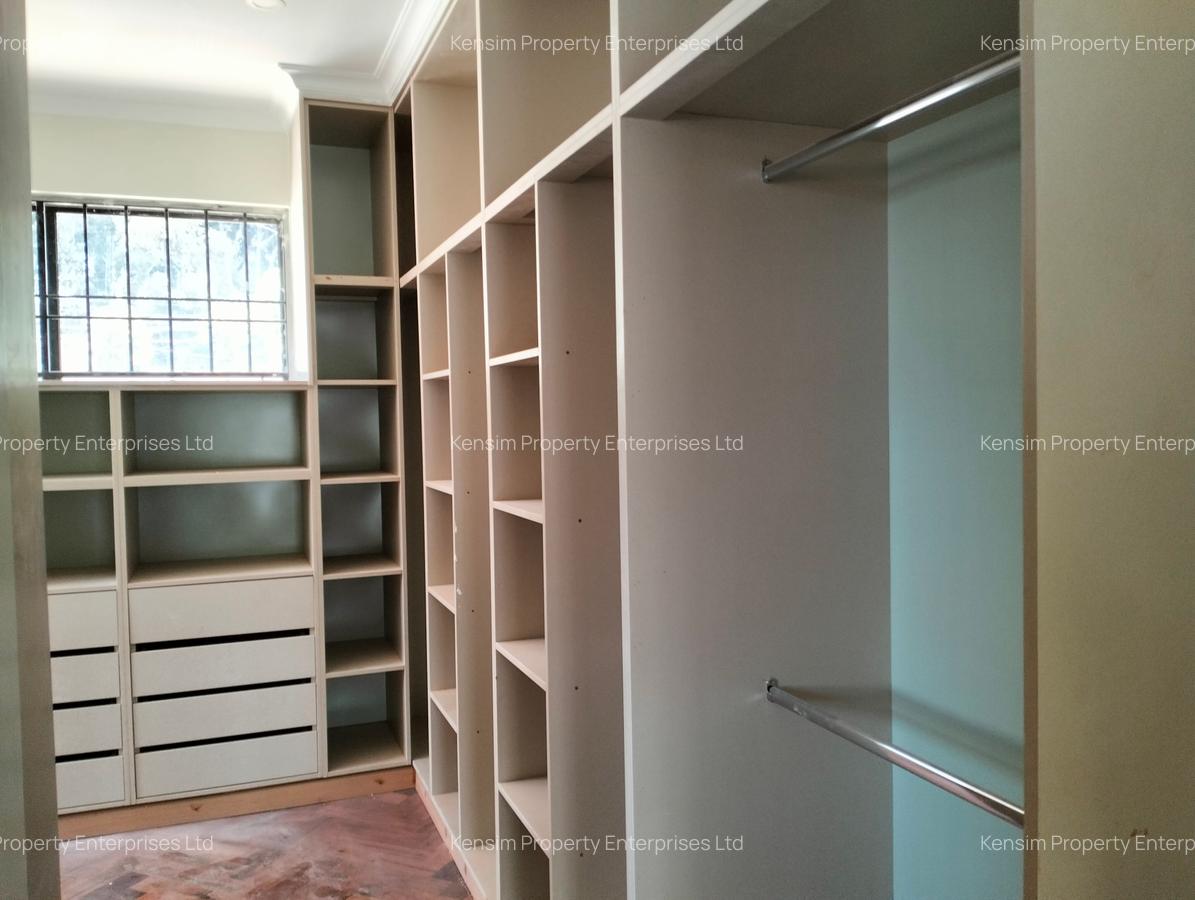 5 Bed Townhouse with En Suite in Kyuna - 4