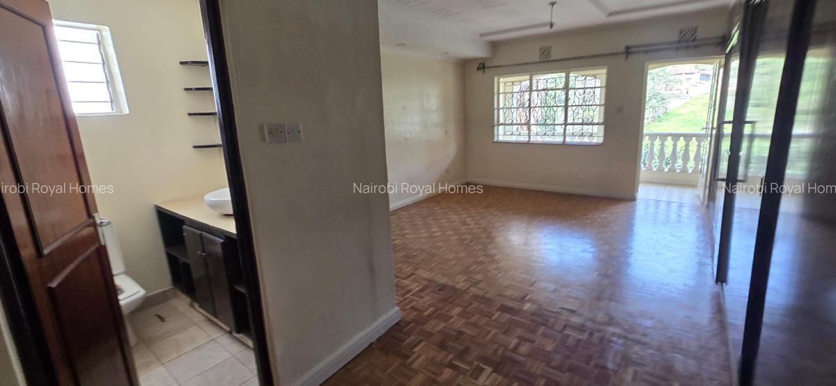 4 Bed Townhouse with En Suite at Lavington Mbaazi Road - 15