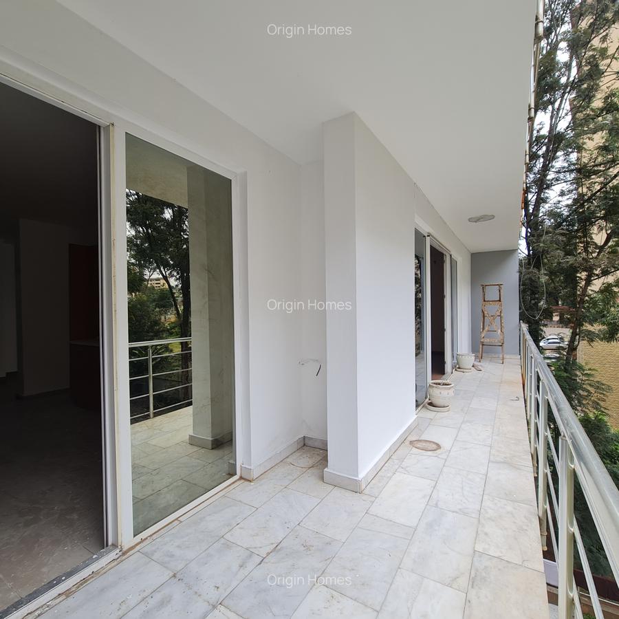 4 Bed Apartment with En Suite at Lavin - 5