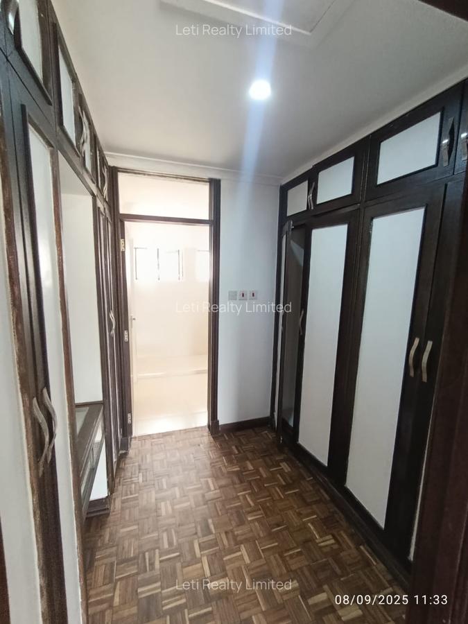 4 Bed Townhouse with En Suite in Kilimani - 3