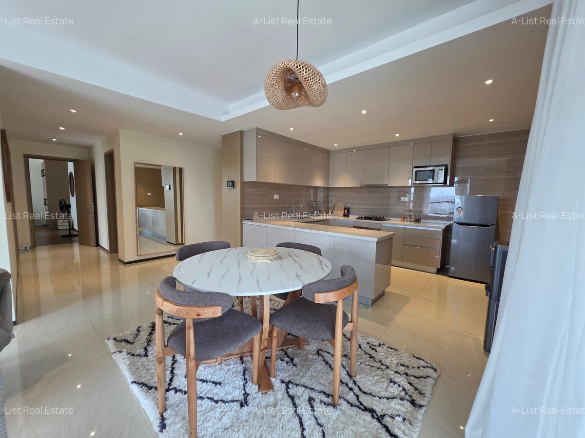 2 Bed Apartment with En Suite at Westlands Road - 3