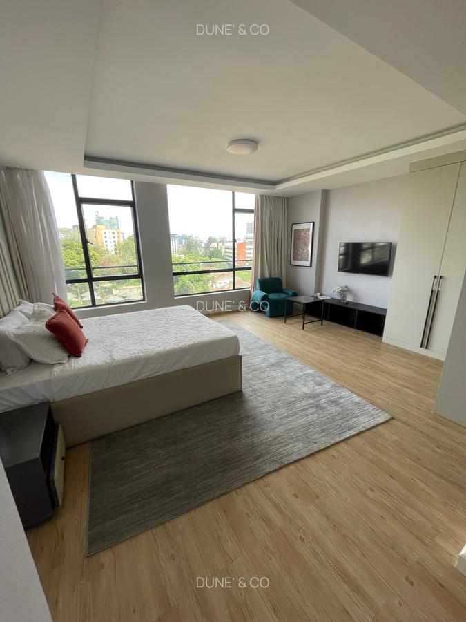 Furnished 2 Bed Apartment with En Suite in Westlands Area - 11