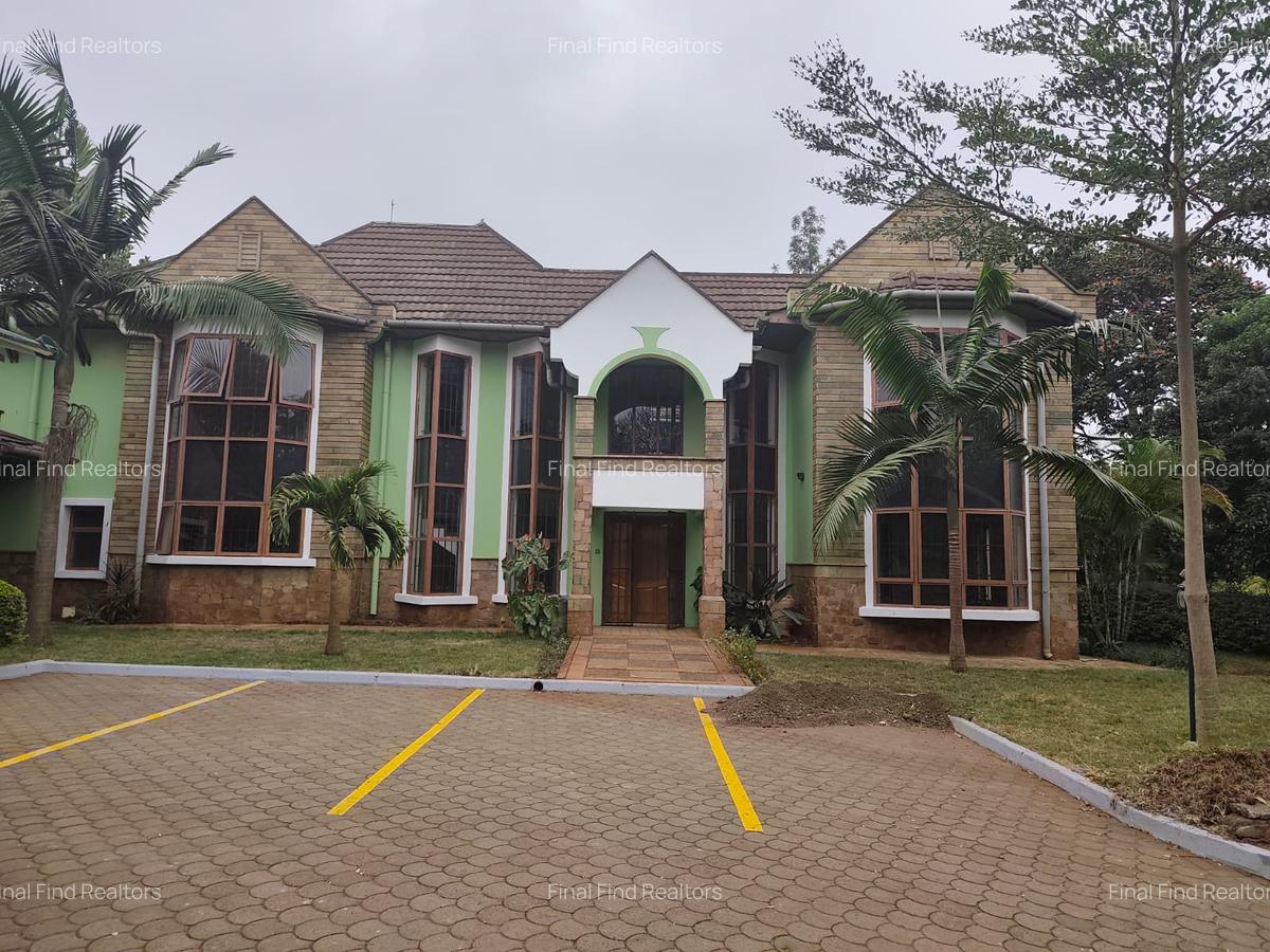 5 Bed Townhouse with En Suite in Runda - 3
