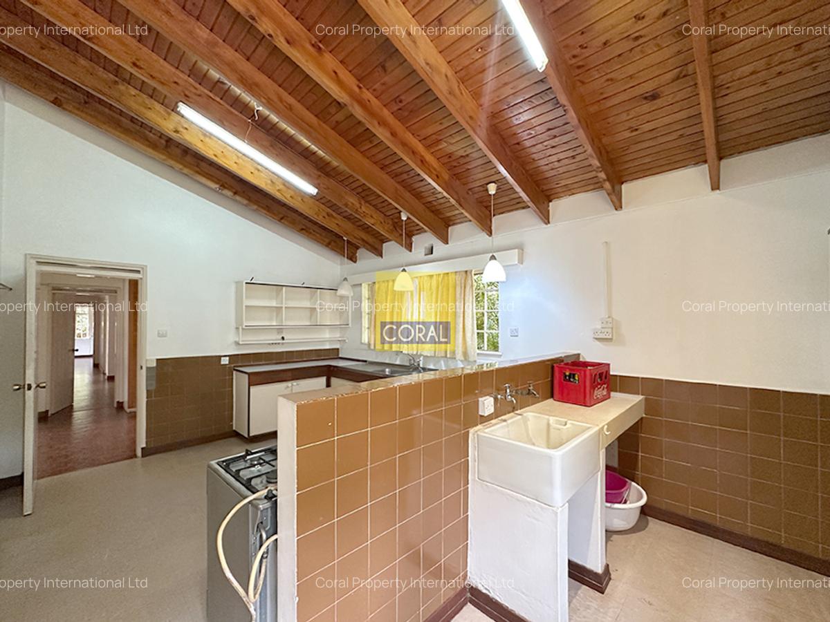 4 Bed House in Runda - 10