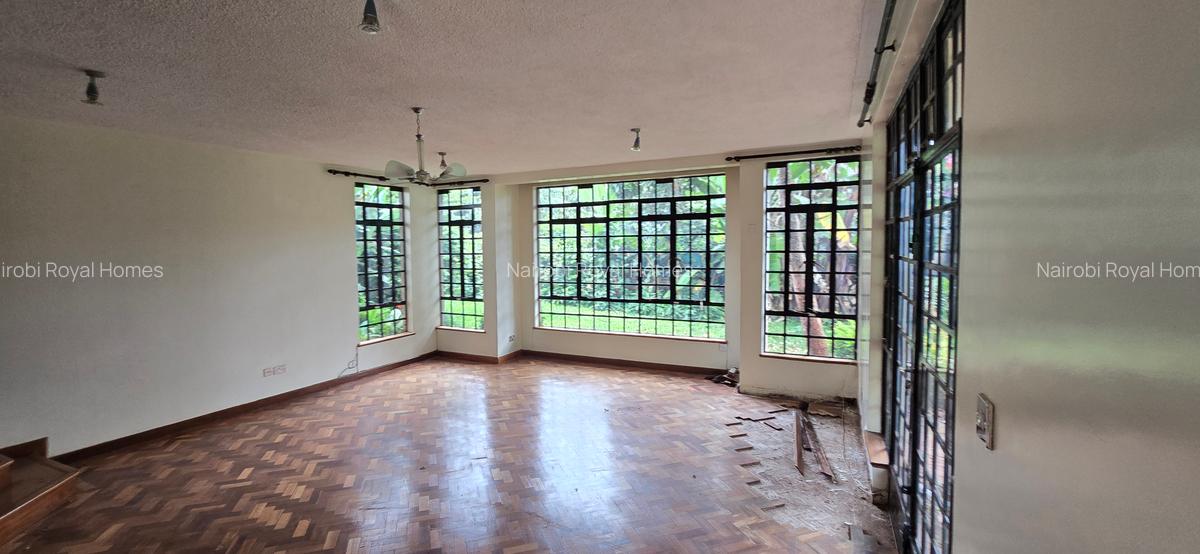 5 Bed House with En Suite at Spring Valley - 14
