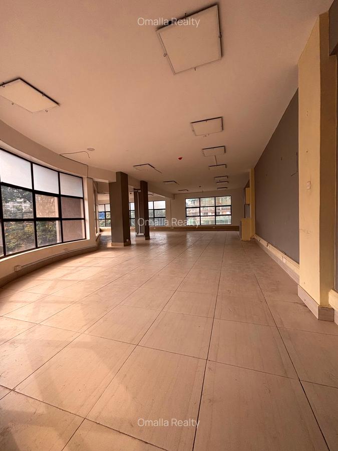 1,484 ft² Commercial Property with Service Charge Included in Westlands Area - 6