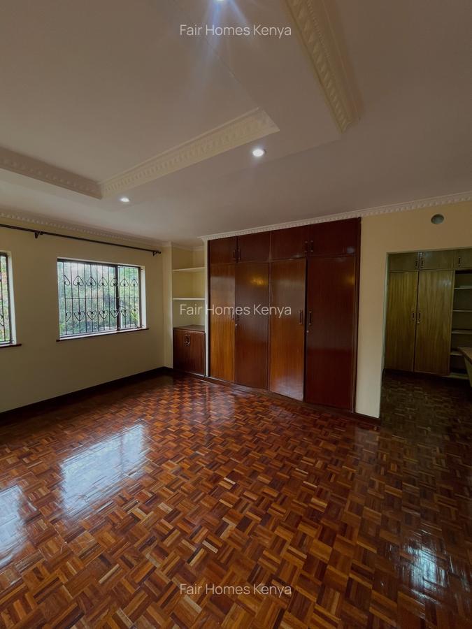 4 Bed Townhouse with En Suite at Riara Road - 5