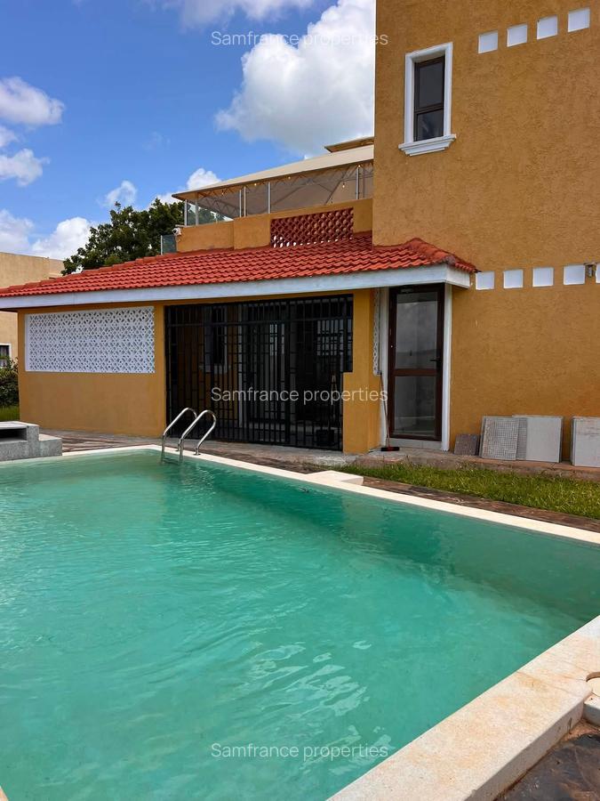 3 Bed House with En Suite at Vipingo Ridge - 1
