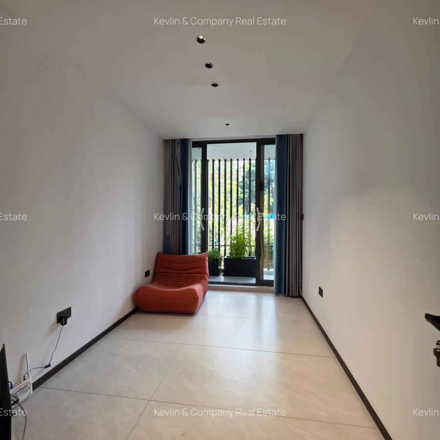 5 Bed Villa with En Suite in Lavington - 12