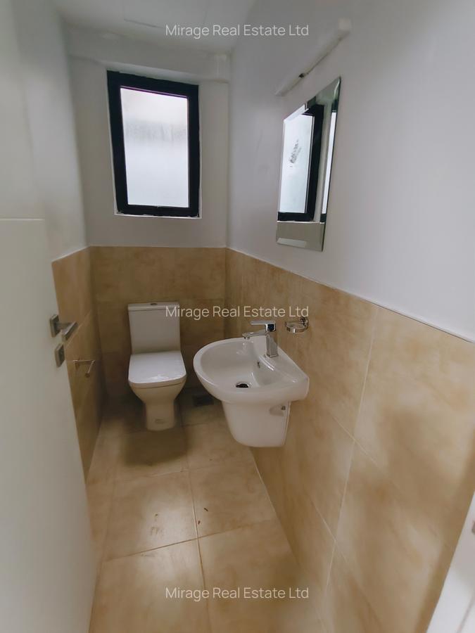3 Bed Apartment with Swimming Pool in Garden Estate - 16