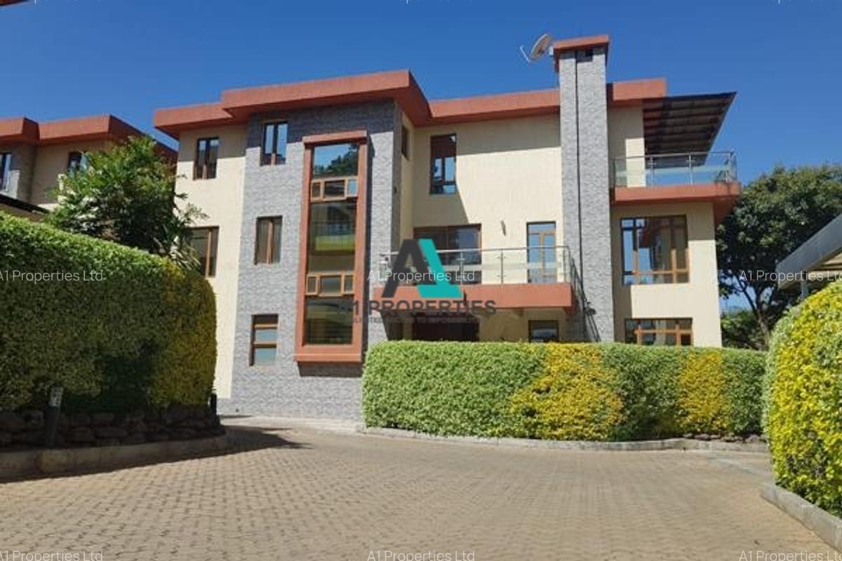5 Bed Townhouse with En Suite in Lavington - 1