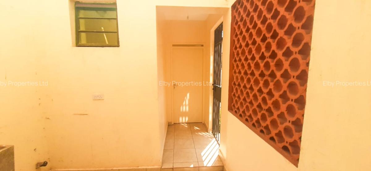 4 Bed Townhouse with Staff Quarters at Edenville - 9