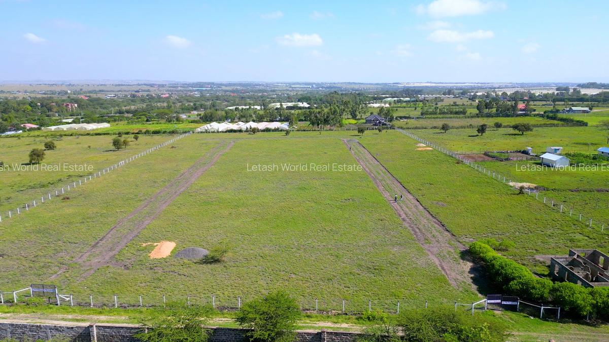 Land in Kitengela - 4