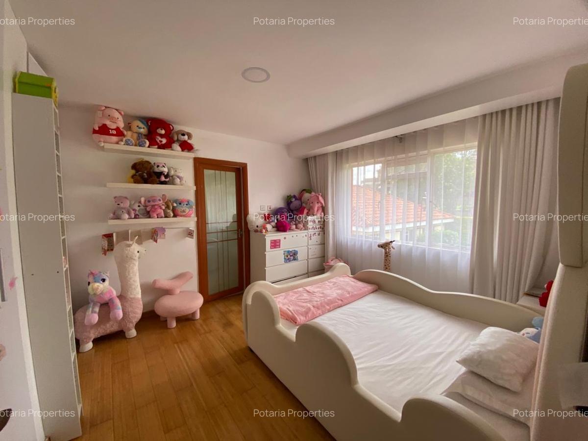 4 Bed House with Garden in Runda - 8