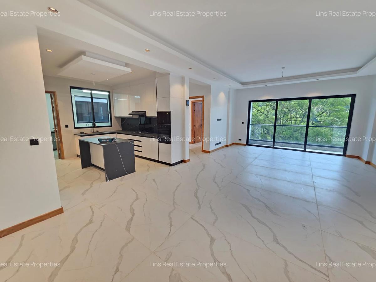 Serviced 2 Bed Apartment with En Suite in Spring Valley - 2