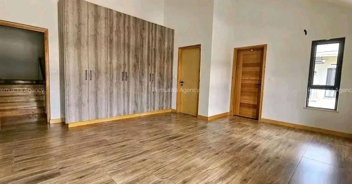 4 Bed Townhouse with En Suite in Langata - 7