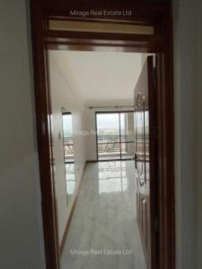 2 Bed Apartment with En Suite in Brookside - 10