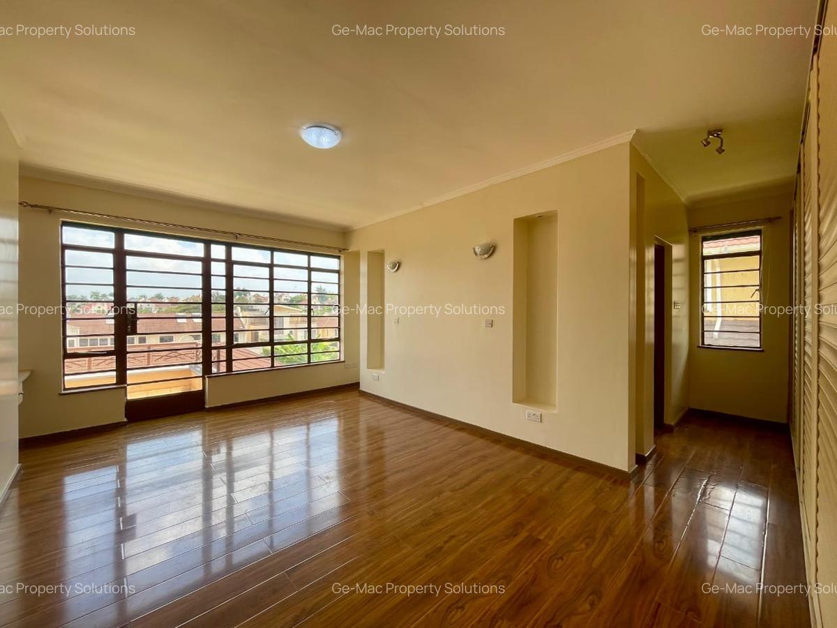 4 Bed House with En Suite at Paradise Lost Road - 14