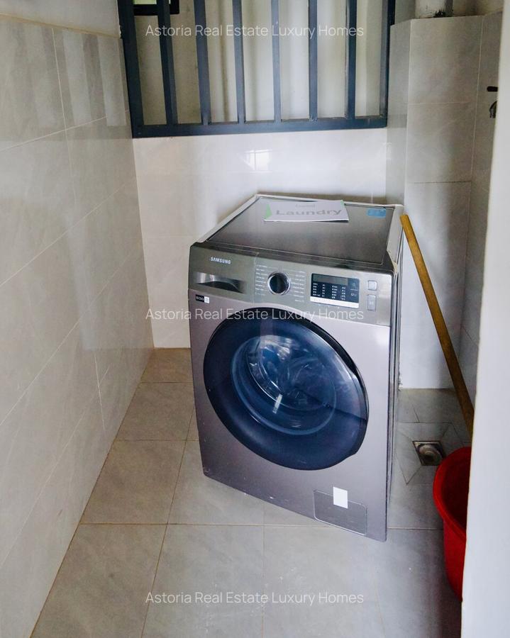 1 Bed Apartment with En Suite at 2026-403 - 16