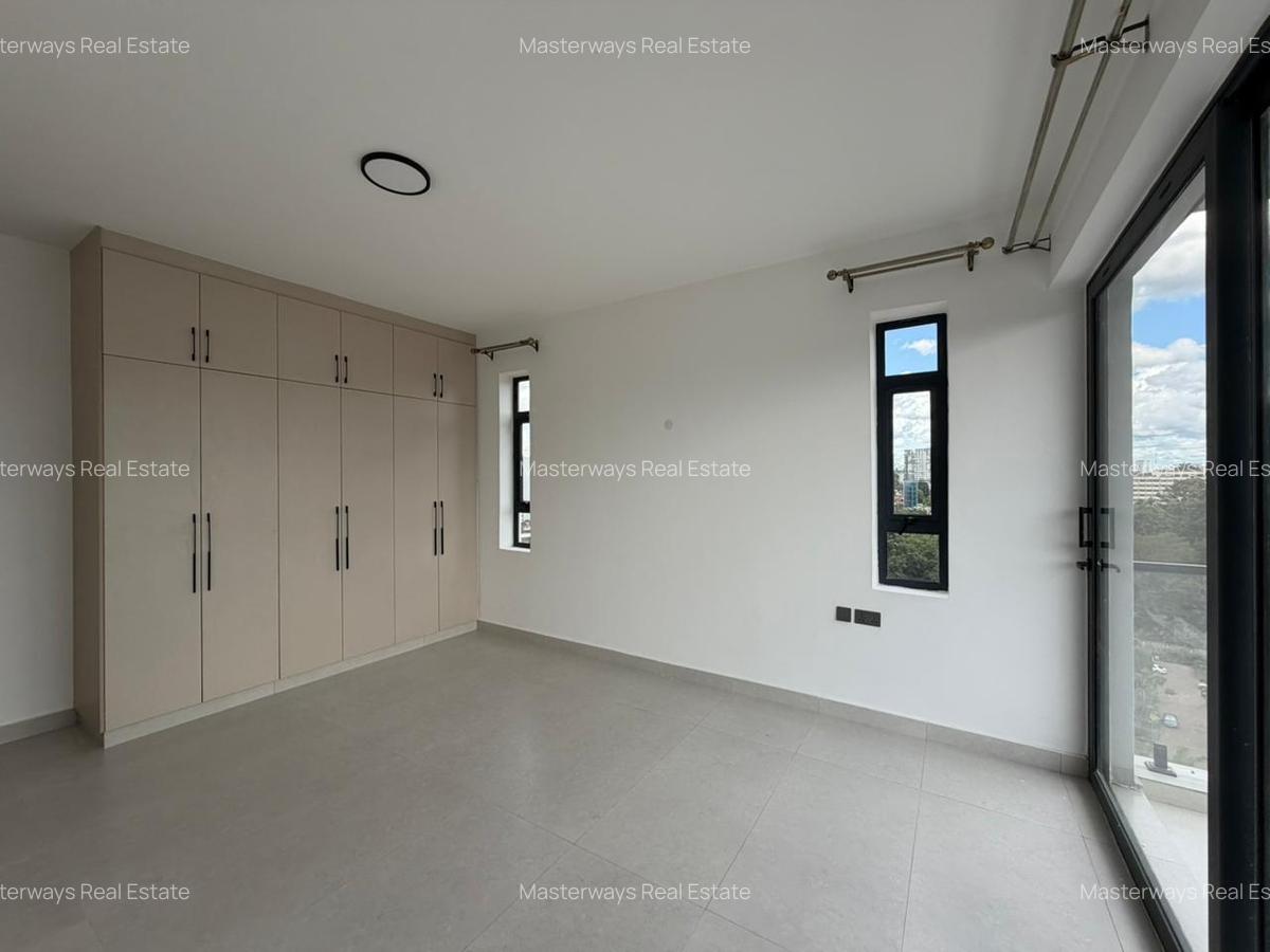 3 Bed Apartment with En Suite in Westlands Area - 5