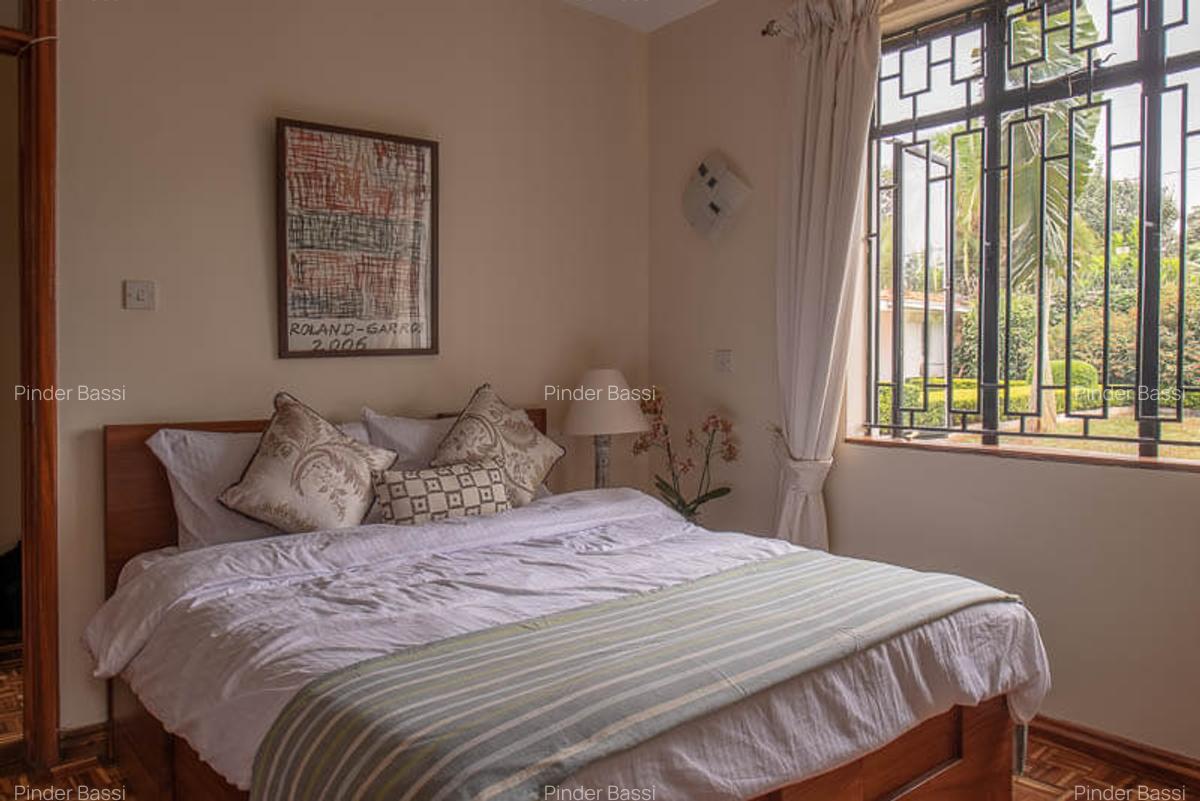 4 Bed House with En Suite in Runda - 13