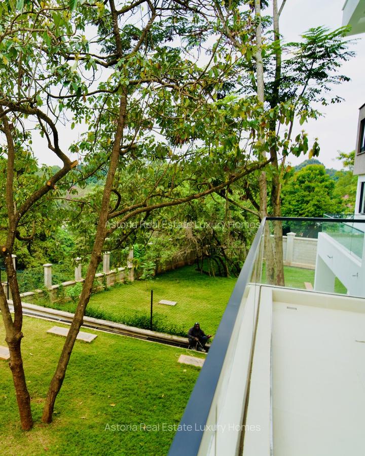 6 Bed Villa with En Suite at 2026-180 6 Bed - 15