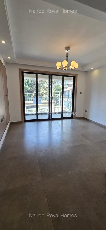 2 Bed Apartment with En Suite at Riverside - 17