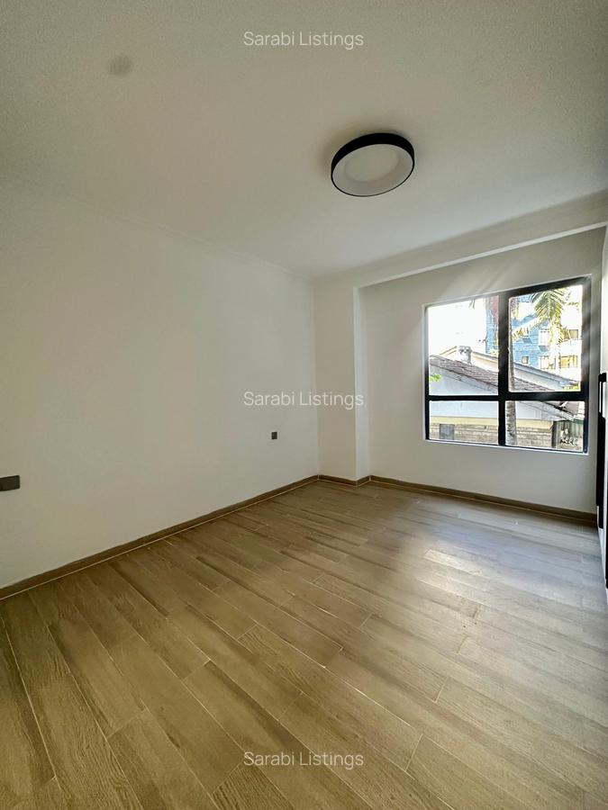 2 Bed Apartment with En Suite in Westlands Area - 16