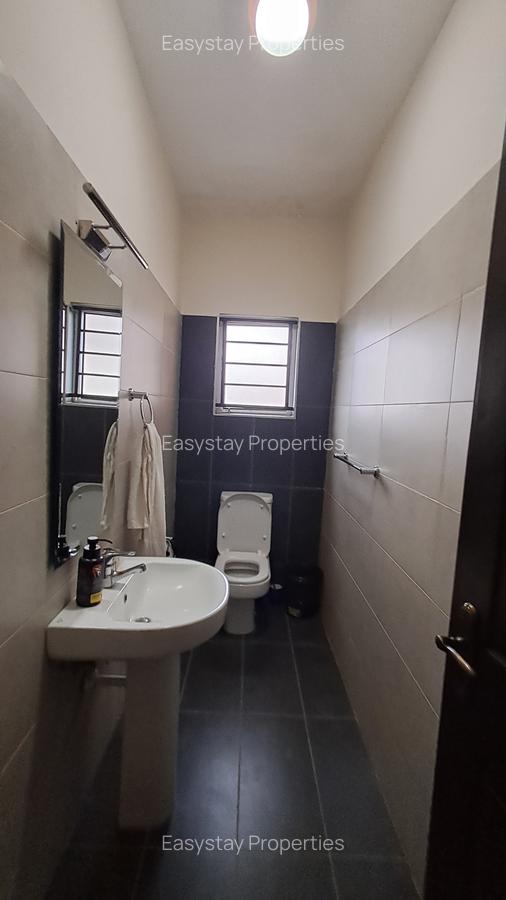 2 Bed Apartment with En Suite in Kilimani - 7