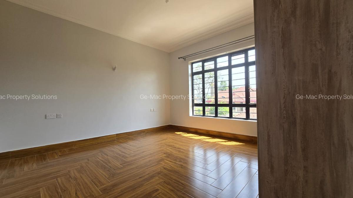 4 Bed House with En Suite in Kiambu Road - 12