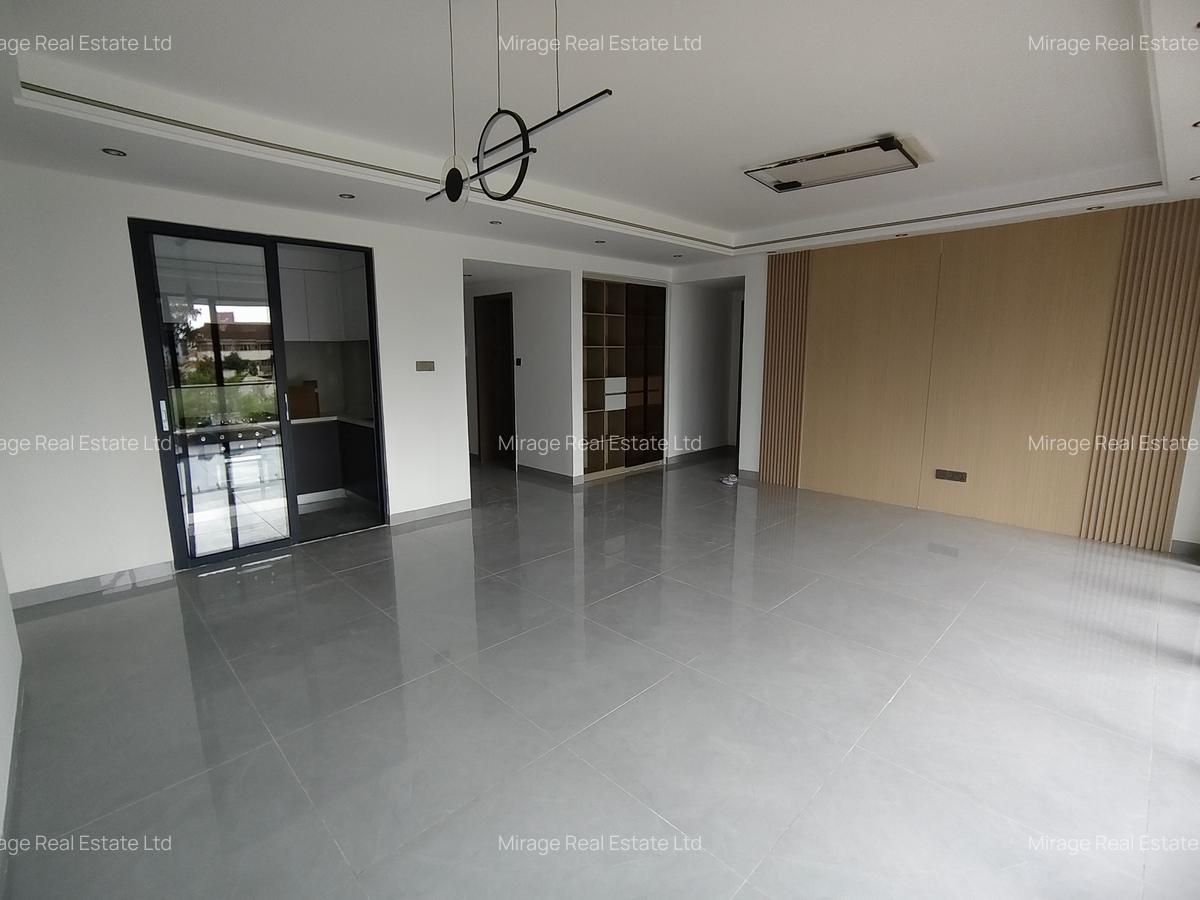 3 Bed Apartment with Swimming Pool in Kilimani - 15