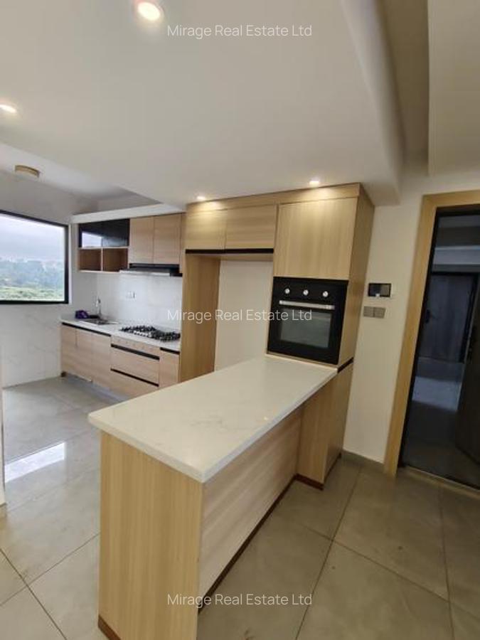 2 Bed Apartment with Swimming Pool in Riverside - 2