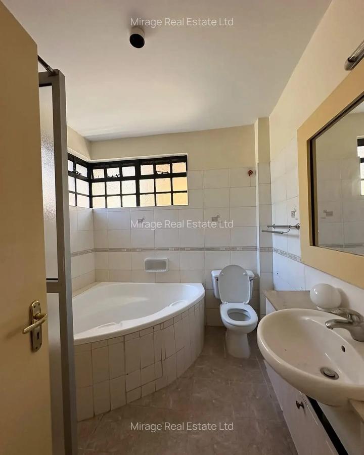 3 Bed Apartment with Swimming Pool in Rhapta Road - 13