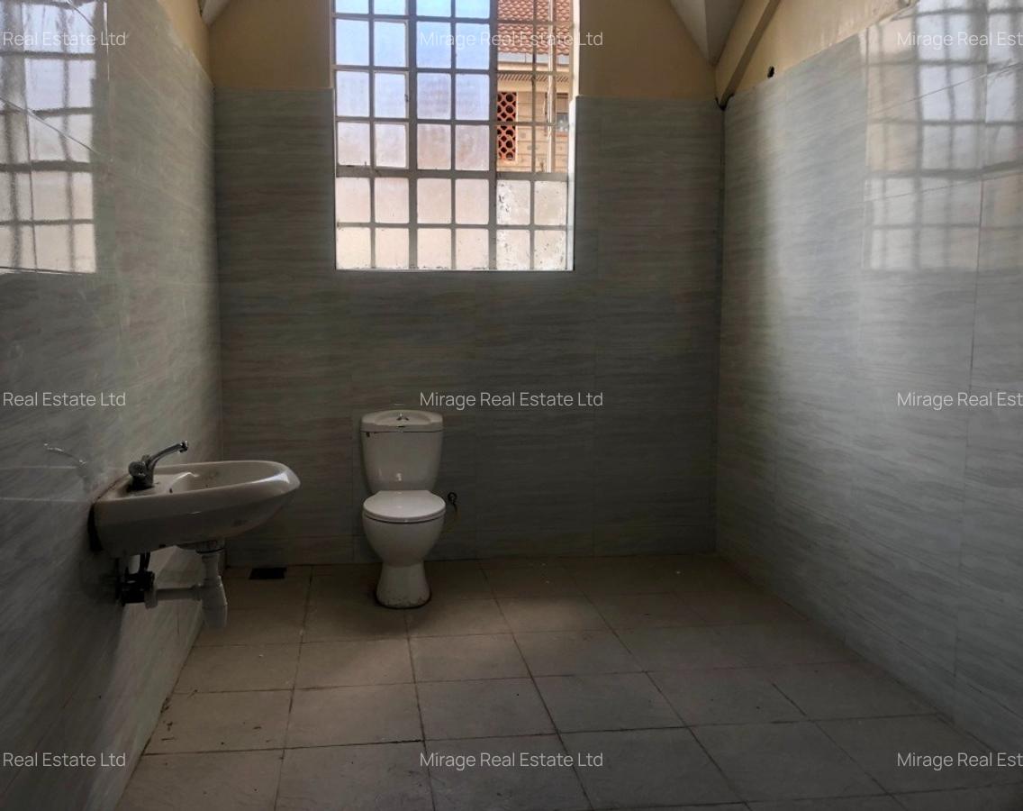 Commercial Property with Parking in Kilimani - 8