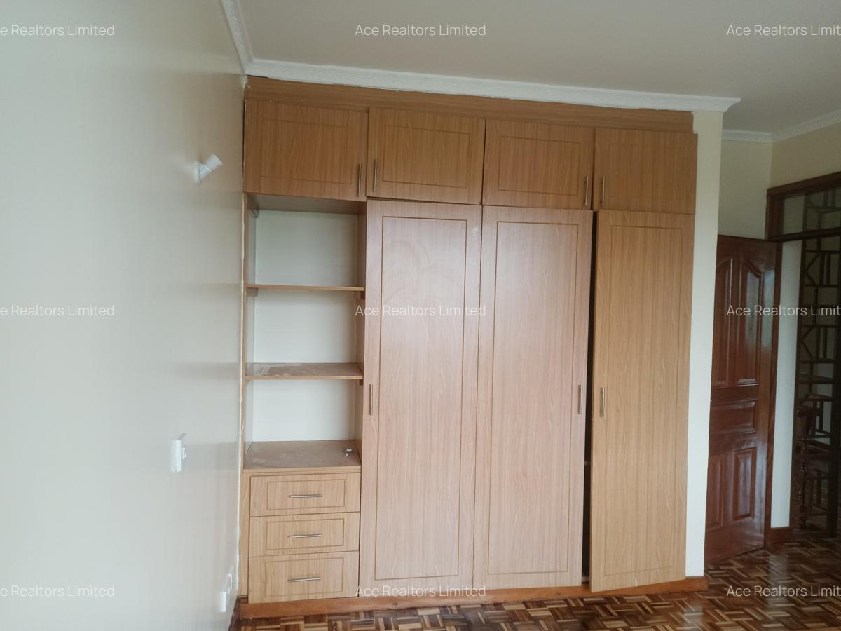 4 Bed Townhouse with En Suite at Kirawa Road - 12