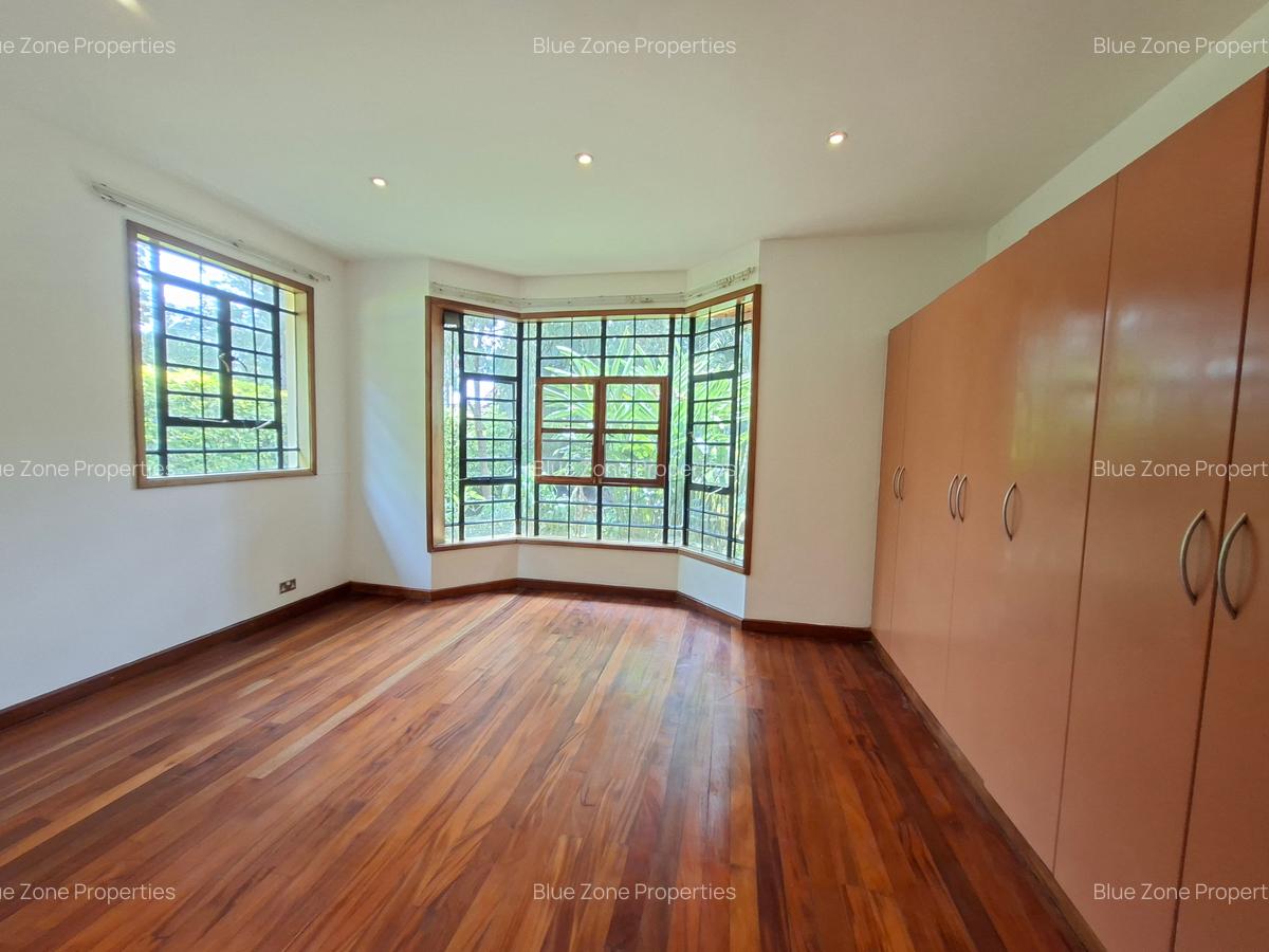 4 Bed House with En Suite at Off Glory Rd - 15