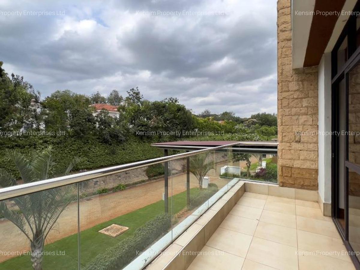 5 Bed Townhouse with En Suite in Karen - 2