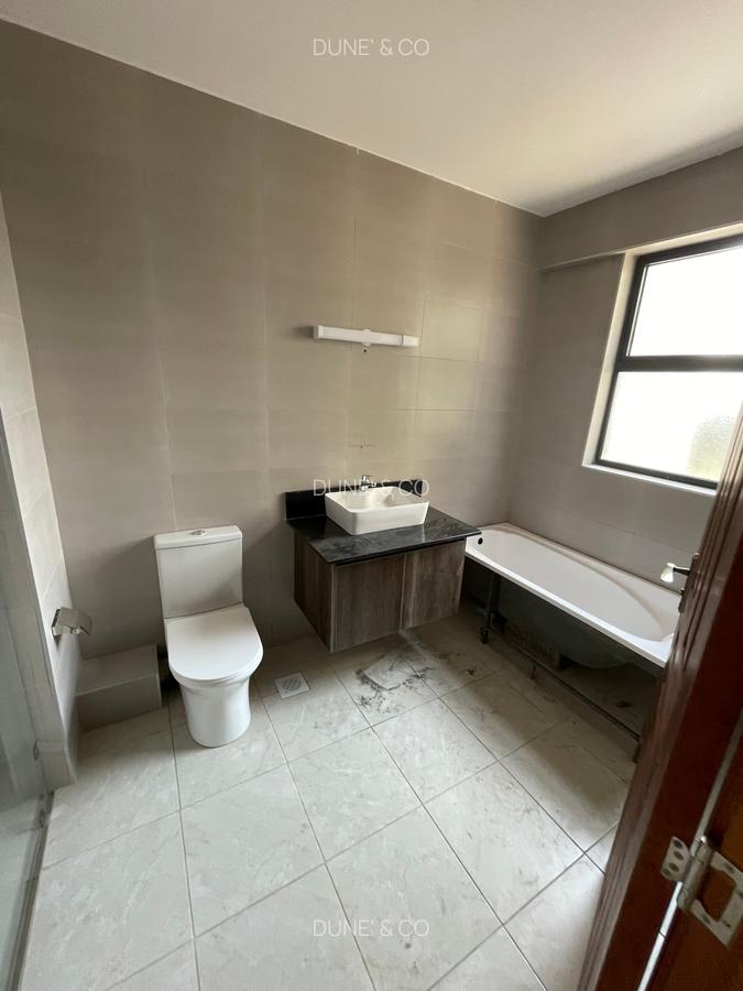 Serviced 3 Bed Apartment with En Suite in Kileleshwa - 11