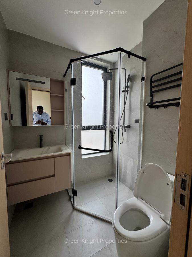 Serviced 2 Bed Apartment with En Suite in Riverside - 5
