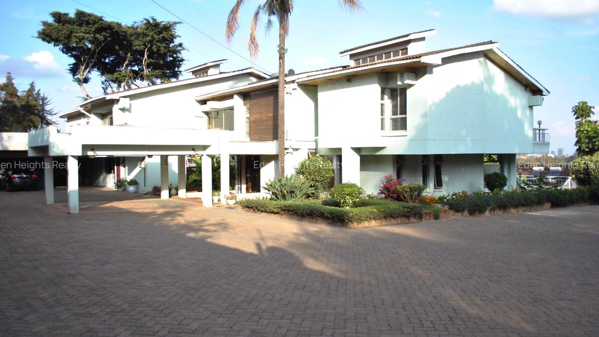 2,000 ft² Commercial Property with Parking in Lavington - 6