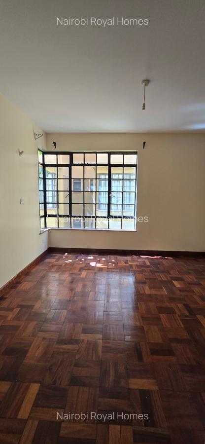 2 Bed Apartment with En Suite at Riverside Drive - 7